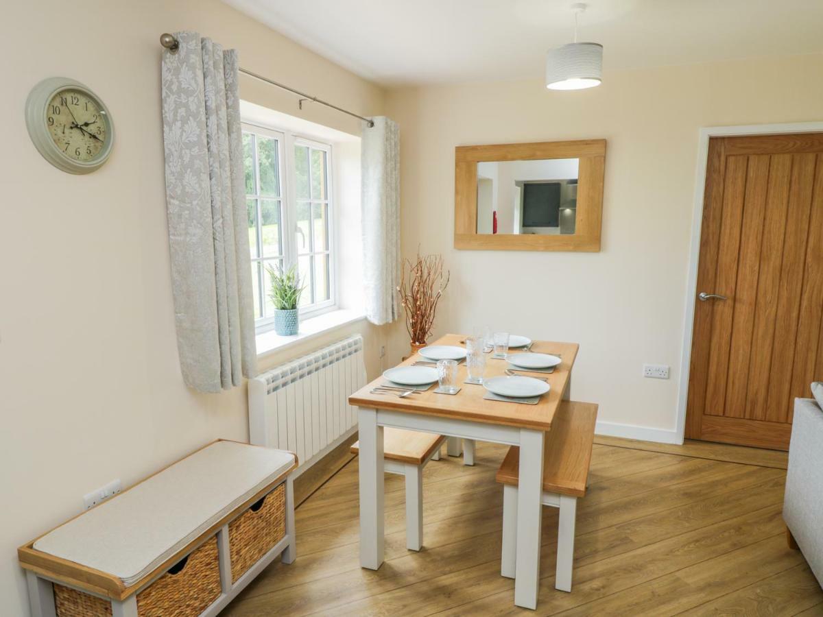 יורק Ryedale Country Lodges - Willow Lodge מראה חיצוני תמונה
